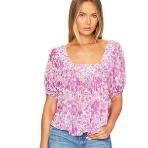 Spell & the Gypsy Collective Mossy Short Sleeve Blouse in Lilac size Small